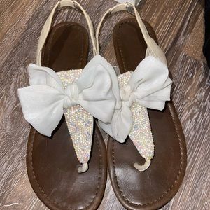 White bow sandals